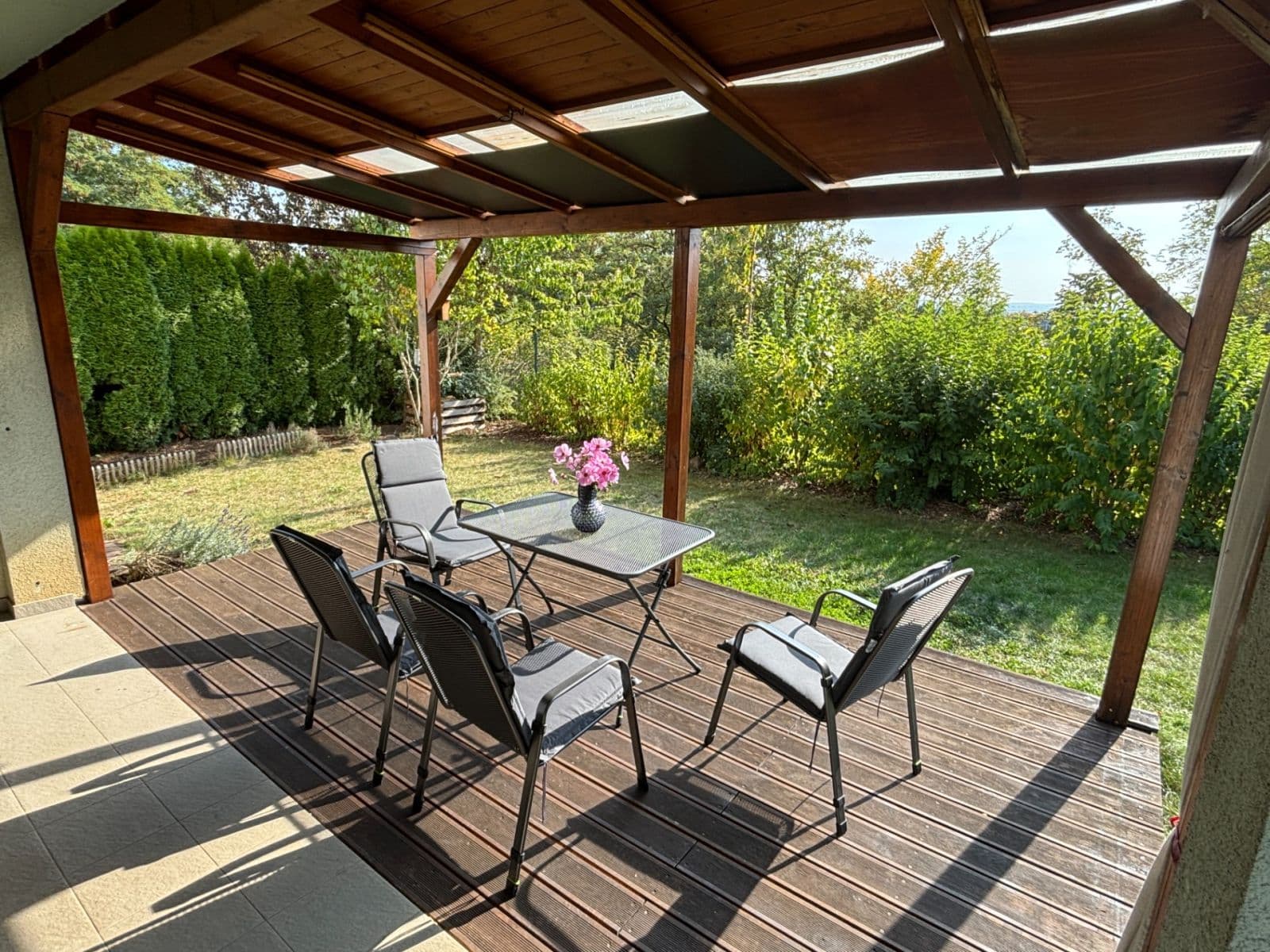 2 bedroom with open-plan kitchen flat to rent, 85 m², Za Podjezdem, Prague, Prague 2 bedroom with open-plan kitchen flat to rent, 85 m², Za Podjezdem, Prague, Prague