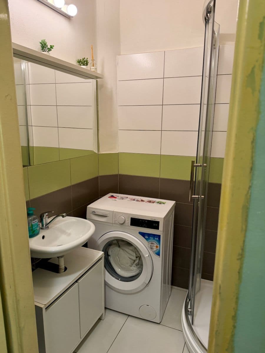 Studio flat to rent, 28 m², Na lepším, Prague, Prague Studio flat to rent, 28 m², Na lepším, Prague, Prague
