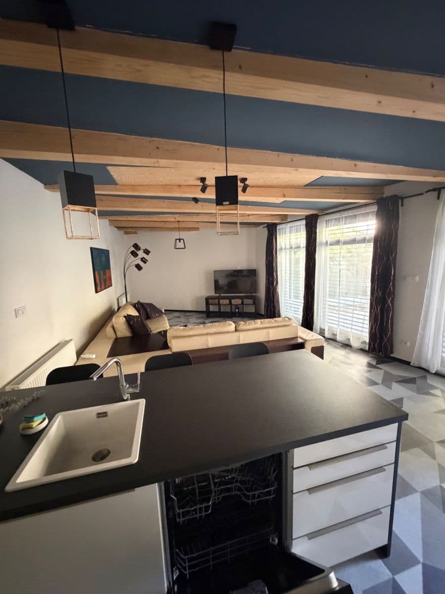 2 bedroom with open-plan kitchen flat to rent, 120 m², Jinonická, Prague, Prague 2 bedroom with open-plan kitchen flat to rent, 120 m², Jinonická, Prague, Prague