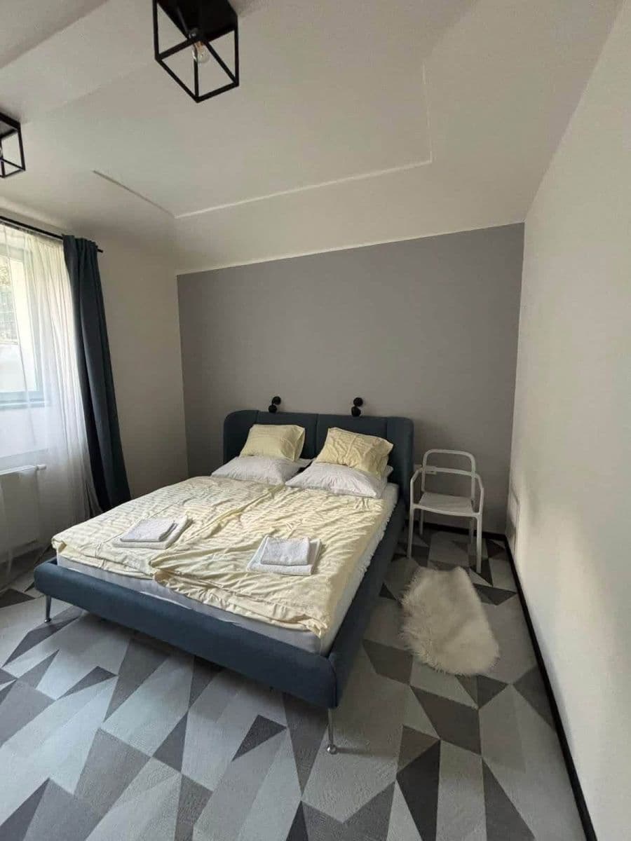 2 bedroom with open-plan kitchen flat to rent, 120 m², Jinonická, Prague, Prague 2 bedroom with open-plan kitchen flat to rent, 120 m², Jinonická, Prague, Prague