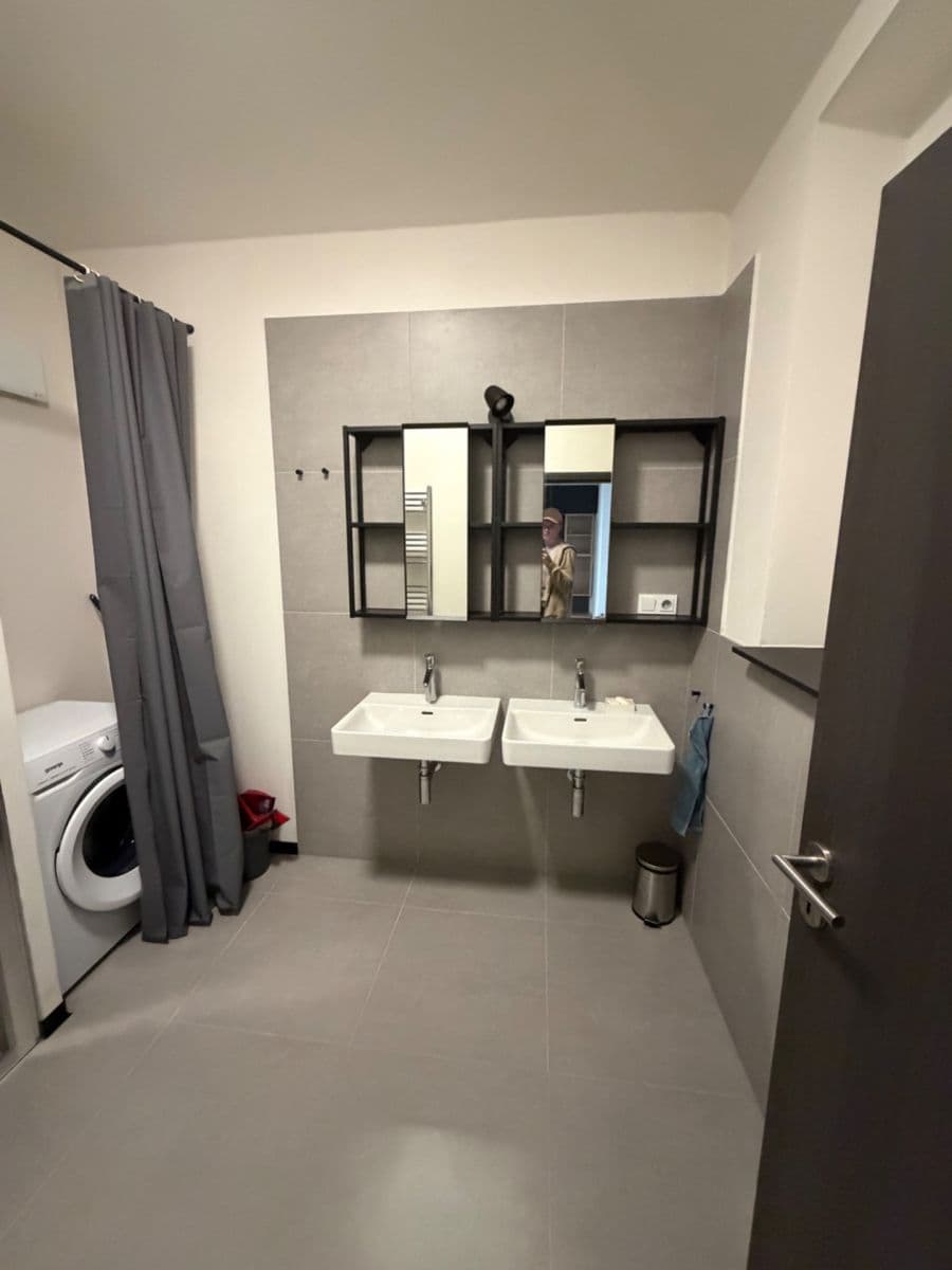2 bedroom with open-plan kitchen flat to rent, 120 m², Jinonická, Prague, Prague 2 bedroom with open-plan kitchen flat to rent, 120 m², Jinonická, Prague, Prague