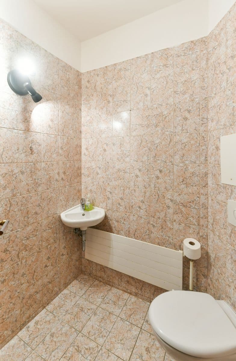 flat to rent, 88 m², Husova, Prague, Prague flat to rent, 88 m², Husova, Prague, Prague