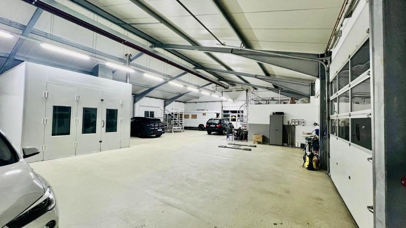 non-residential property for sale, 1,915 m², Gomaringen, Baden-Württemberg non-residential property for sale, 1,915 m², Gomaringen, Baden-Württemberg