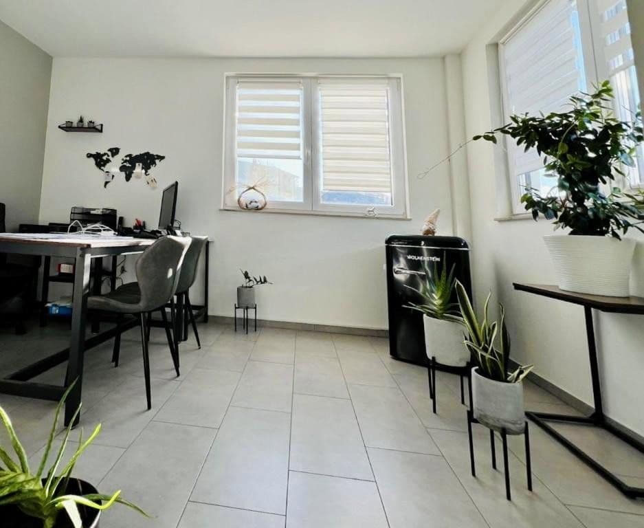 non-residential property for sale, 1,915 m², Gomaringen, Baden-Württemberg non-residential property for sale, 1,915 m², Gomaringen, Baden-Württemberg