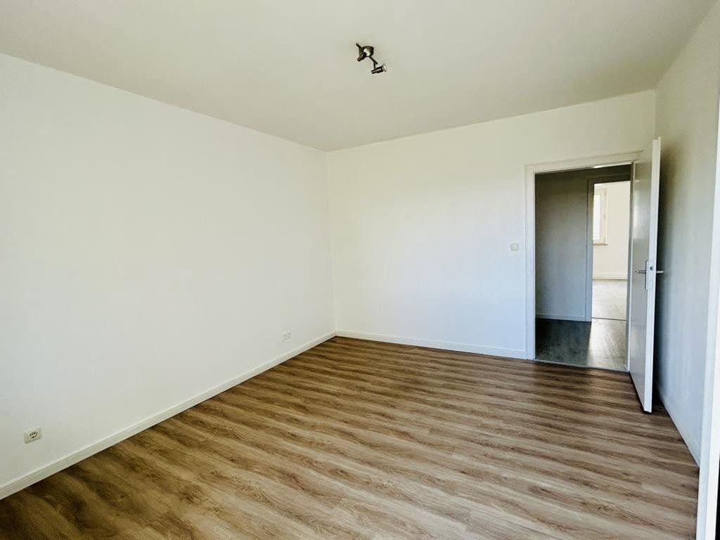 1 bedroom with open-plan kitchen flat to rent, 58 m², Frohnhauser Straße 107, Essen, North Rhine-Westphalia 1 bedroom with open-plan kitchen flat to rent, 58 m², Frohnhauser Straße 107, Essen, North Rhine-Westphalia