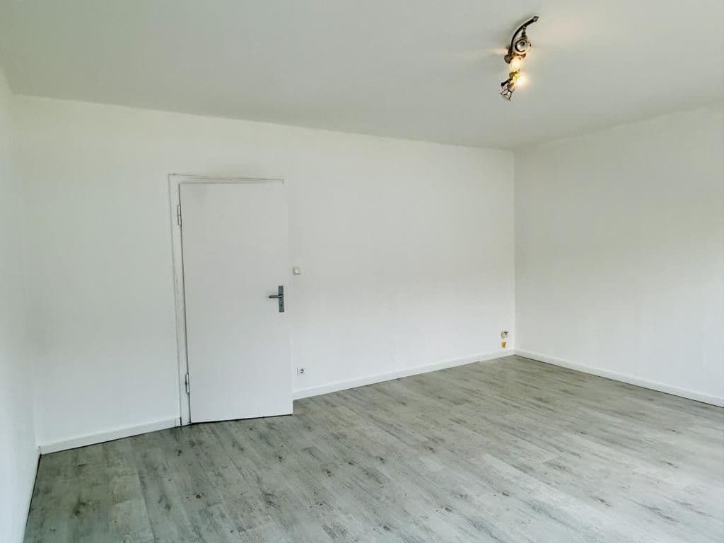 1 bedroom with open-plan kitchen flat to rent, 58 m², Frohnhauser Straße 107, Essen, North Rhine-Westphalia 1 bedroom with open-plan kitchen flat to rent, 58 m², Frohnhauser Straße 107, Essen, North Rhine-Westphalia