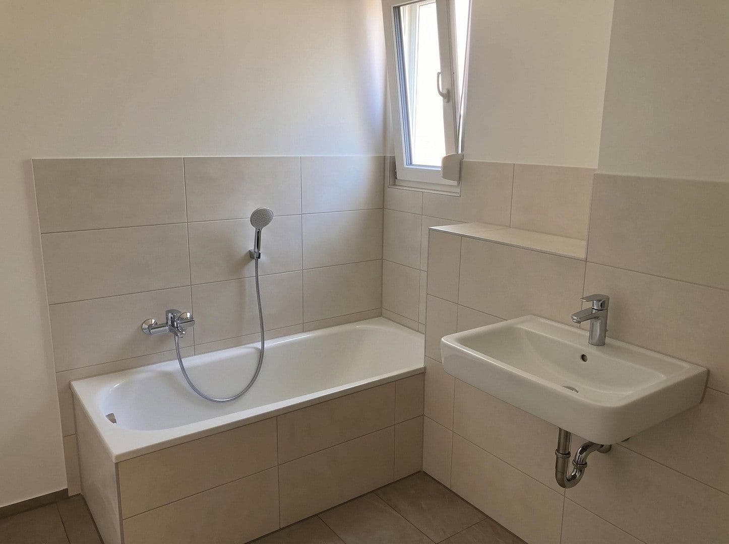 4 bedroom with open-plan kitchen flat to rent, 137 m², Leonberger Str. 32, Villingen-Schwenningen, Baden-Württemberg 4 bedroom with open-plan kitchen flat to rent, 137 m², Leonberger Str. 32, Villingen-Schwenningen, Baden-Württemberg