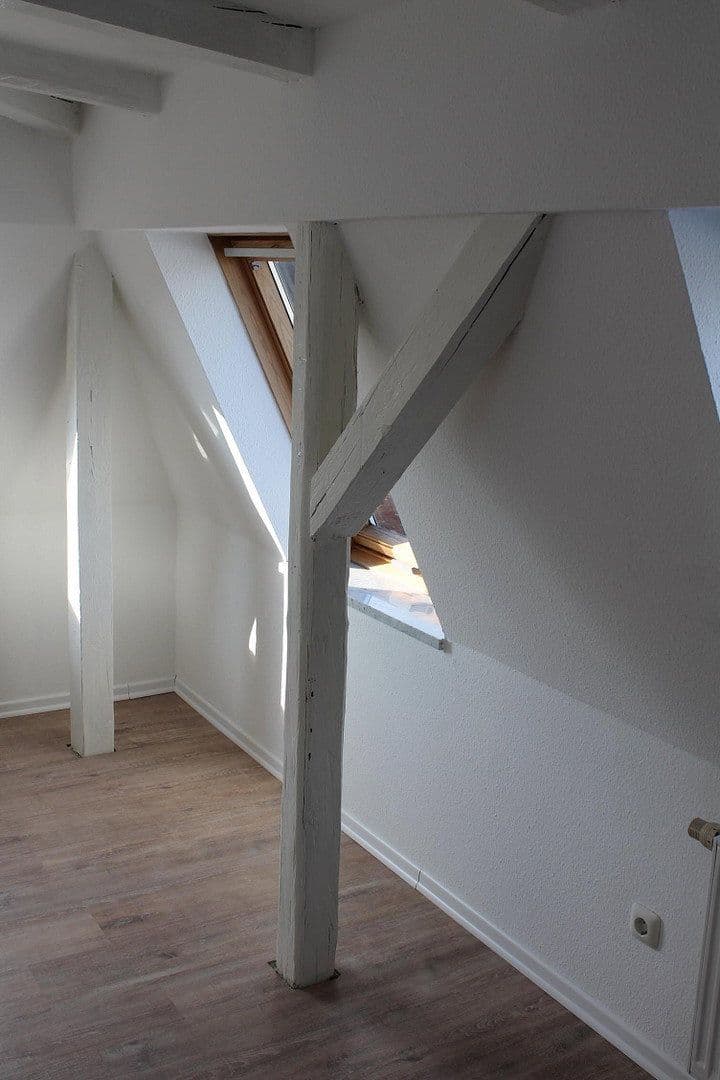 3 bedroom with open-plan kitchen flat to rent, 107 m², Friedrich-Engels-Straße 49, Zwickau, Saxony 3 bedroom with open-plan kitchen flat to rent, 107 m², Friedrich-Engels-Straße 49, Zwickau, Saxony