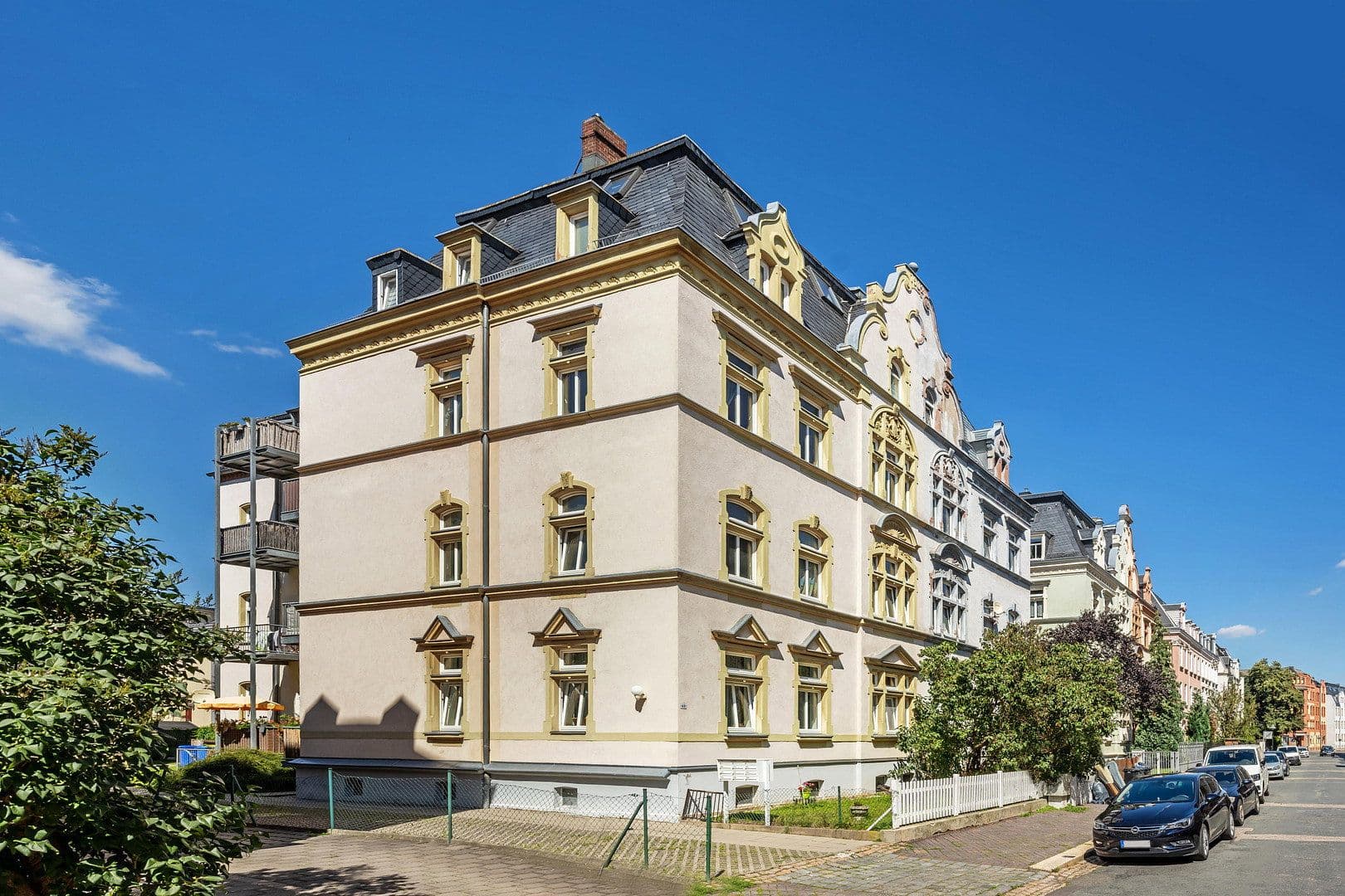 3 bedroom with open-plan kitchen flat to rent, 107 m², Friedrich-Engels-Straße 49, Zwickau, Saxony 3 bedroom with open-plan kitchen flat to rent, 107 m², Friedrich-Engels-Straße 49, Zwickau, Saxony