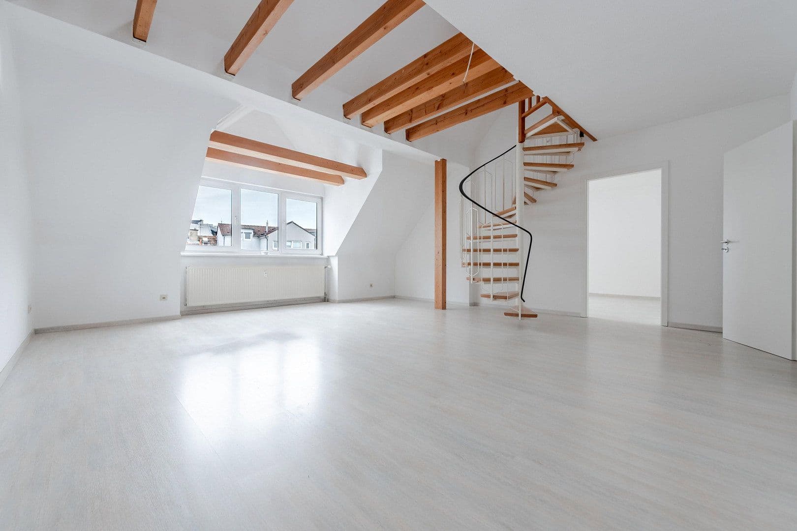 3 bedroom with open-plan kitchen flat to rent, 118 m², Dalbergergasse 5, Bensheim, Hesse 3 bedroom with open-plan kitchen flat to rent, 118 m², Dalbergergasse 5, Bensheim, Hesse