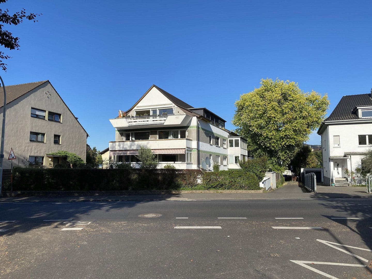2 bedroom with open-plan kitchen flat for sale, 115 m², Deutschherrenstraße 137, Bonn, North Rhine-Westphalia 2 bedroom with open-plan kitchen flat for sale, 115 m², Deutschherrenstraße 137, Bonn, North Rhine-Westphalia