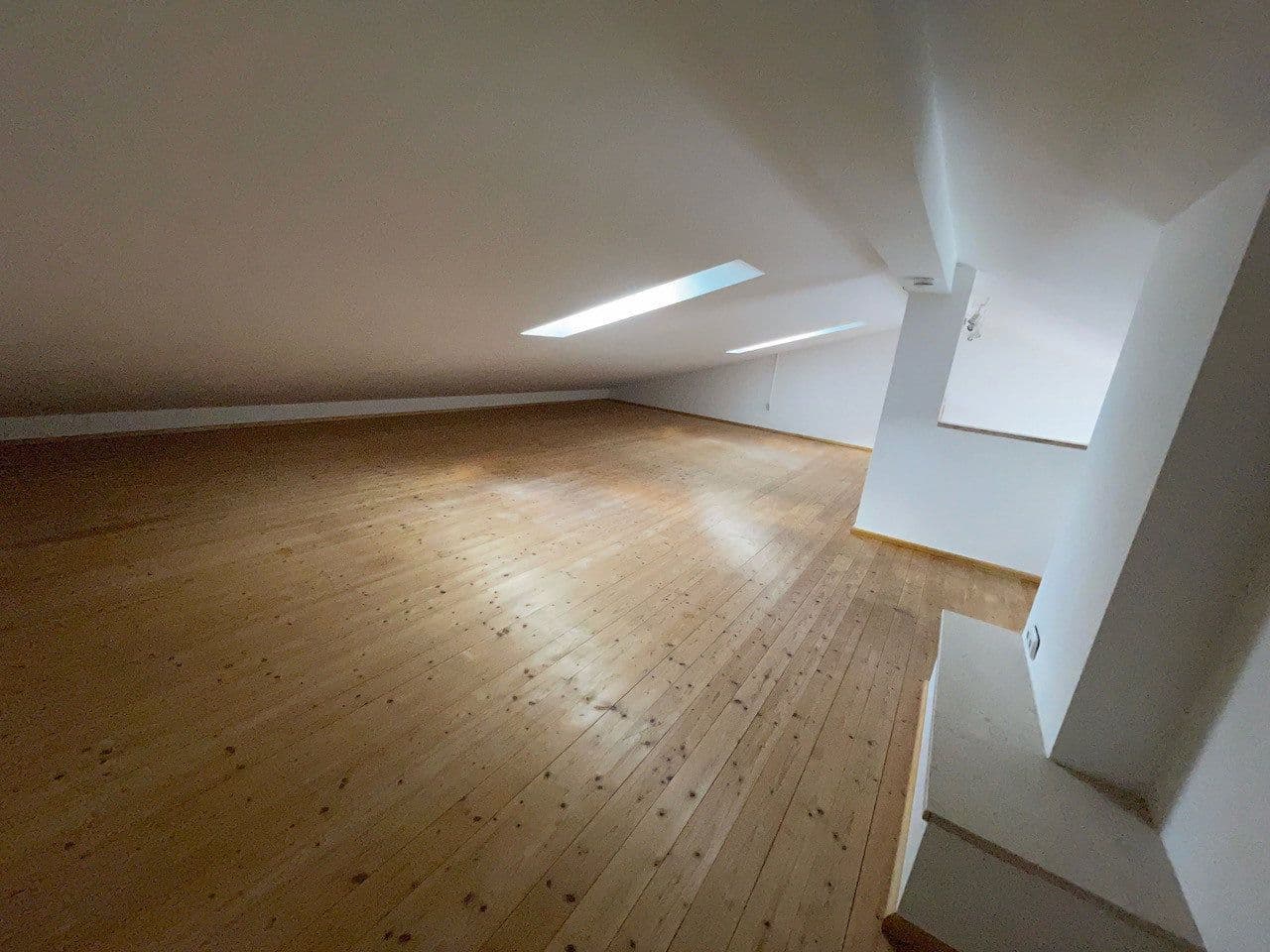 4 bedroom flat to rent, 104 m², Hattersheim am Main, Hesse 4 bedroom flat to rent, 104 m², Hattersheim am Main, Hesse