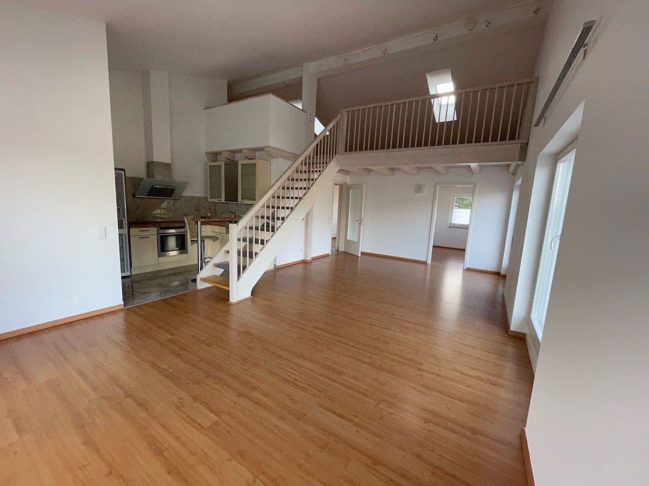 4 bedroom flat to rent, 104 m², Hattersheim am Main, Hesse 4 bedroom flat to rent, 104 m², Hattersheim am Main, Hesse