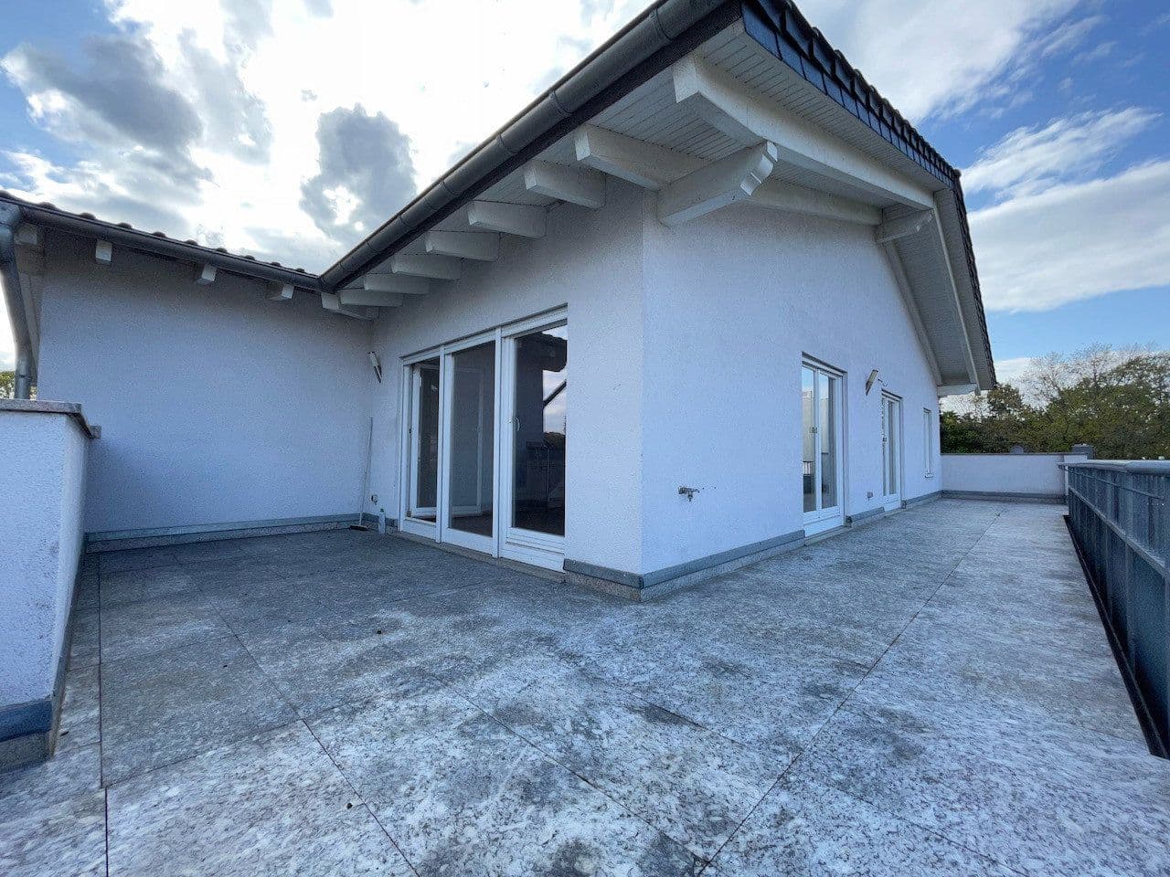4 bedroom flat to rent, 104 m², Hattersheim am Main, Hesse 4 bedroom flat to rent, 104 m², Hattersheim am Main, Hesse