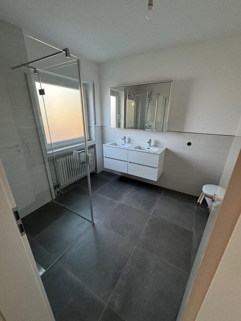 house for sale, 167 m², Königsberger Strasse 31, Baiersdorf, Bavaria house for sale, 167 m², Königsberger Strasse 31, Baiersdorf, Bavaria
