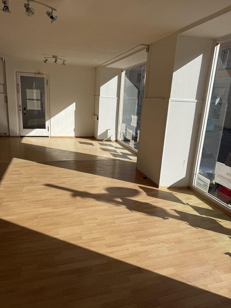 non-residential property to rent, 136 m², Spitalstrasse 17, Ellwangen (Jagst), Baden-Württemberg non-residential property to rent, 136 m², Spitalstrasse 17, Ellwangen (Jagst), Baden-Württemberg