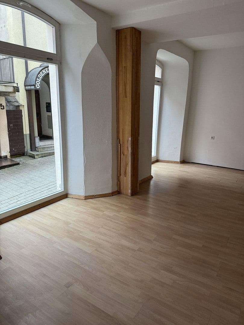 non-residential property to rent, 136 m², Spitalstrasse 17, Ellwangen (Jagst), Baden-Württemberg non-residential property to rent, 136 m², Spitalstrasse 17, Ellwangen (Jagst), Baden-Württemberg