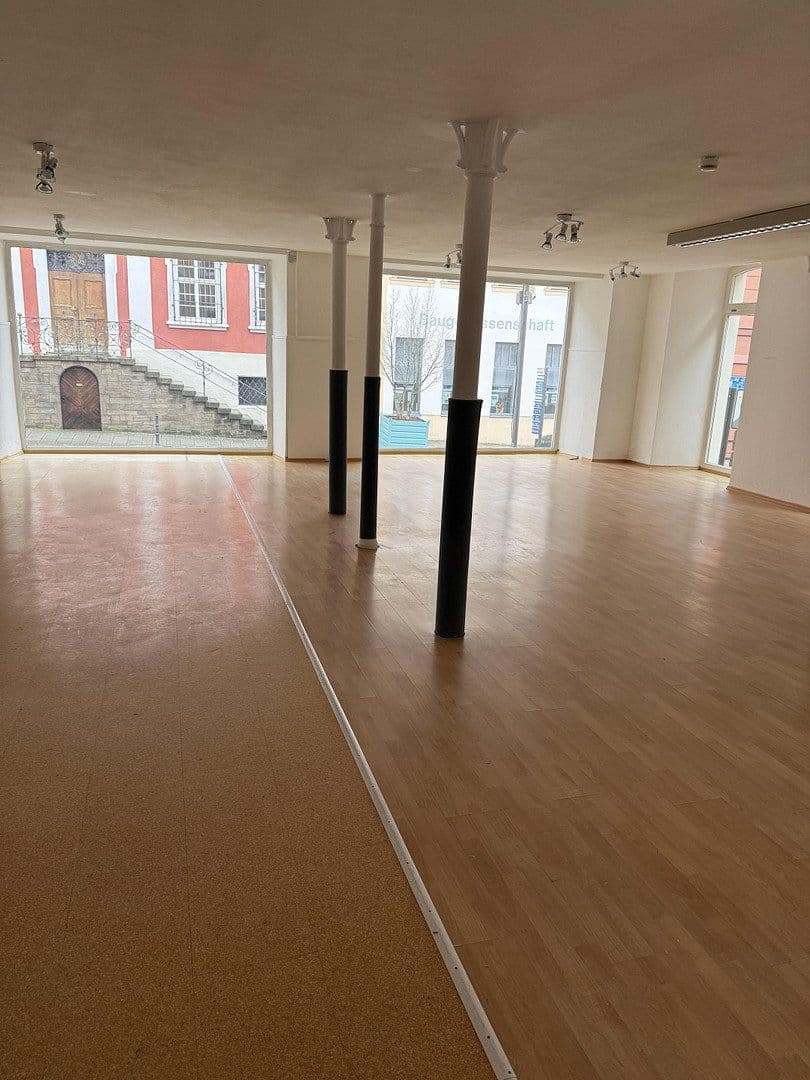 non-residential property to rent, 136 m², Spitalstrasse 17, Ellwangen (Jagst), Baden-Württemberg non-residential property to rent, 136 m², Spitalstrasse 17, Ellwangen (Jagst), Baden-Württemberg