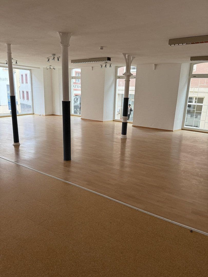 non-residential property to rent, 136 m², Spitalstrasse 17, Ellwangen (Jagst), Baden-Württemberg non-residential property to rent, 136 m², Spitalstrasse 17, Ellwangen (Jagst), Baden-Württemberg