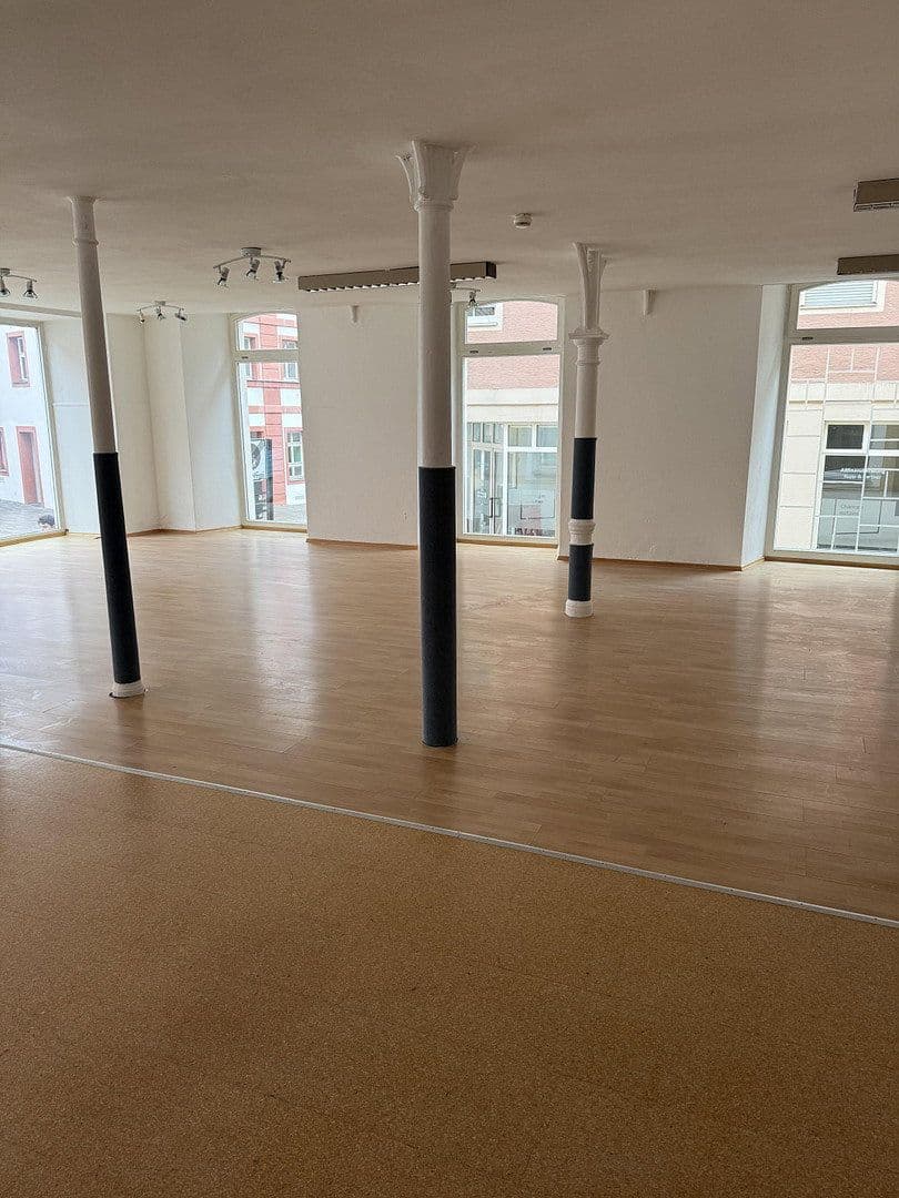 non-residential property to rent, 136 m², Spitalstrasse 17, Ellwangen (Jagst), Baden-Württemberg non-residential property to rent, 136 m², Spitalstrasse 17, Ellwangen (Jagst), Baden-Württemberg