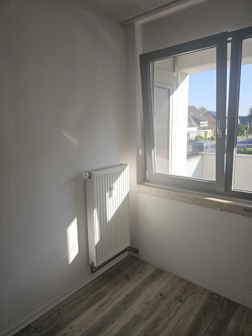 1 bedroom with open-plan kitchen flat to rent, 68 m², Dormagen, North Rhine-Westphalia 1 bedroom with open-plan kitchen flat to rent, 68 m², Dormagen, North Rhine-Westphalia