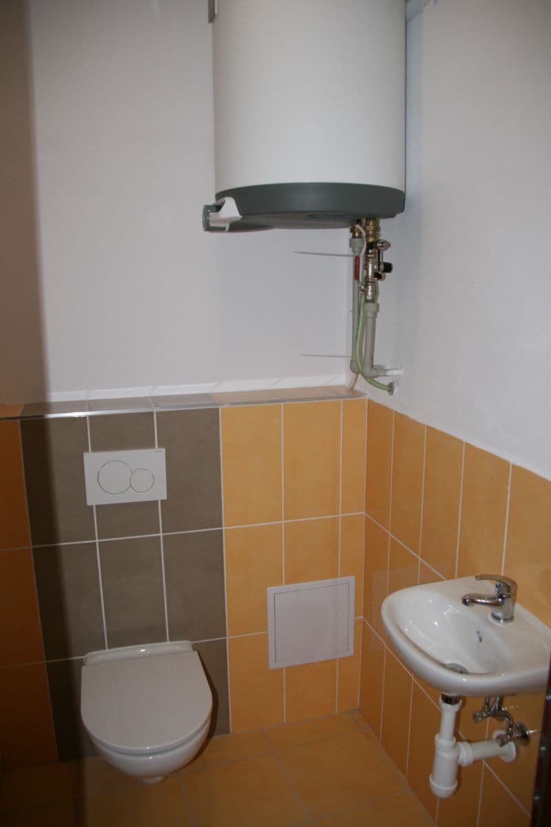 1 bedroom with open-plan kitchen flat to rent, 39 m², třída Národní svobody, Písek, Jihočeský Region 1 bedroom with open-plan kitchen flat to rent, 39 m², třída Národní svobody, Písek, Jihočeský Region