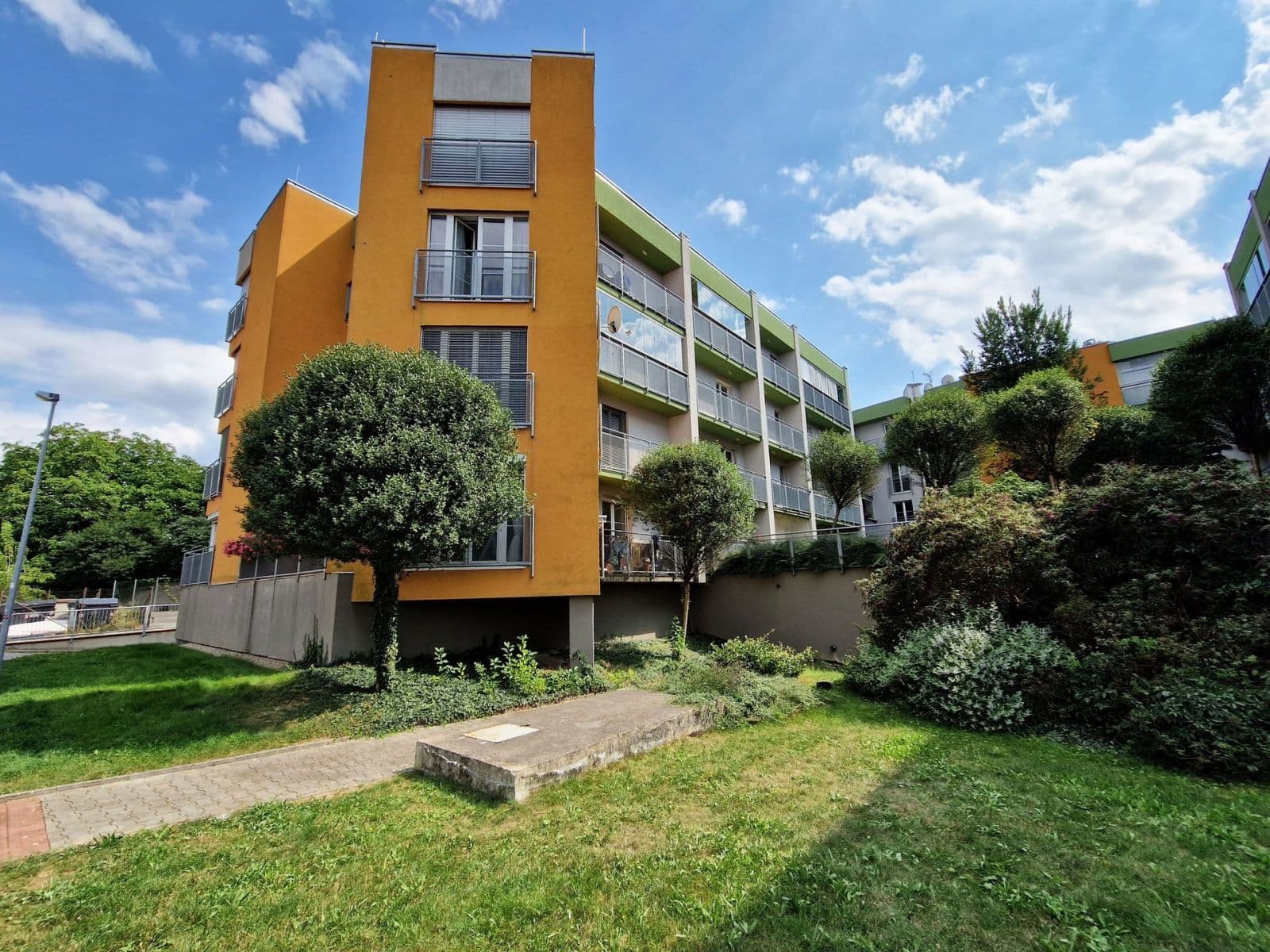1 bedroom with open-plan kitchen flat to rent, 42 m², Meteorologická, Prague, Prague 1 bedroom with open-plan kitchen flat to rent, 42 m², Meteorologická, Prague, Prague