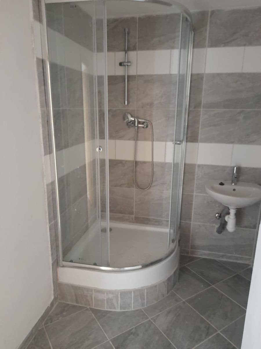 2 bedroom with open-plan kitchen flat to rent, 69 m², Hamerská, Litvínov, Ústecký Region 2 bedroom with open-plan kitchen flat to rent, 69 m², Hamerská, Litvínov, Ústecký Region