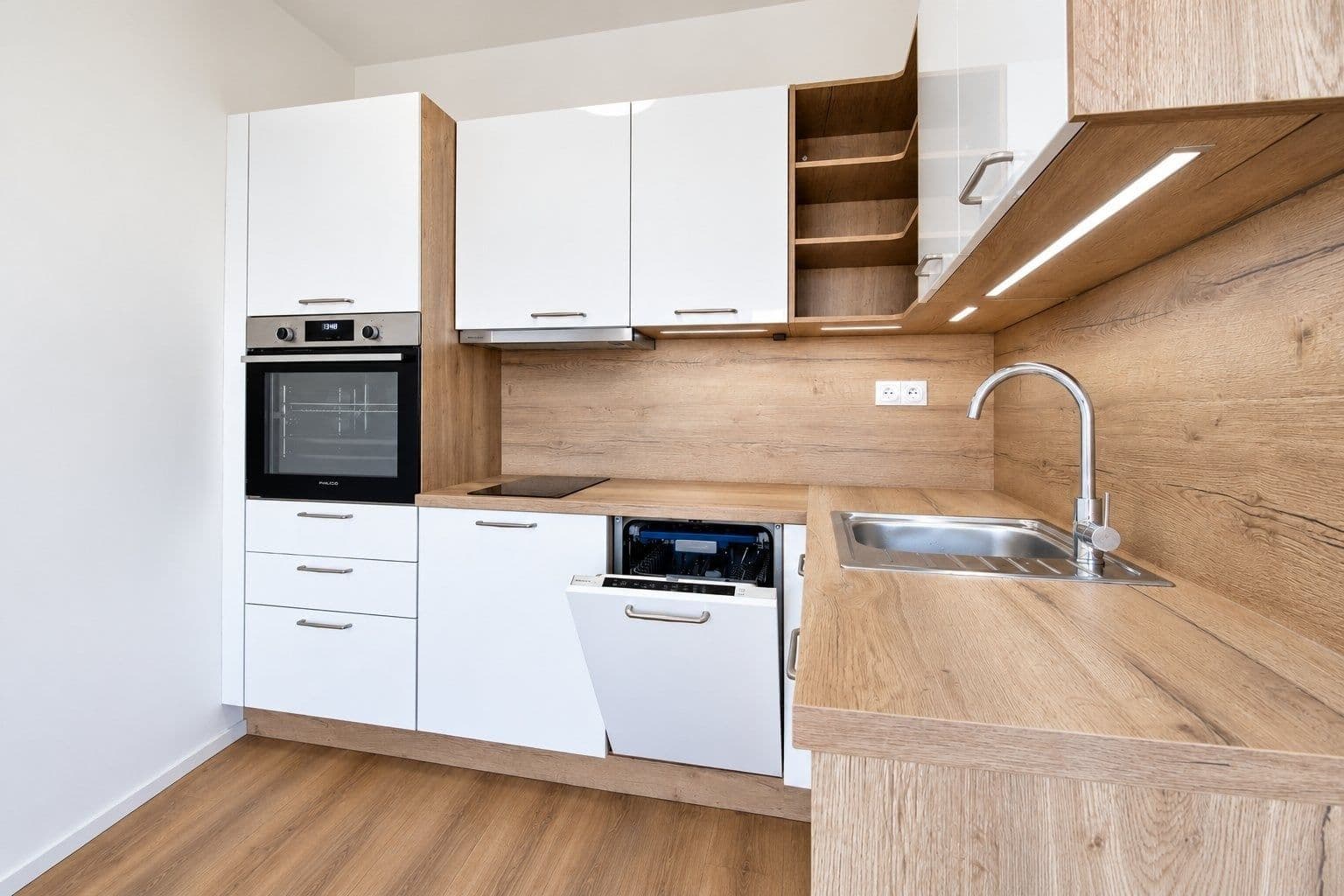 Studio flat to rent, 31 m², Arnošta Valenty, Prague, Prague Studio flat to rent, 31 m², Arnošta Valenty, Prague, Prague
