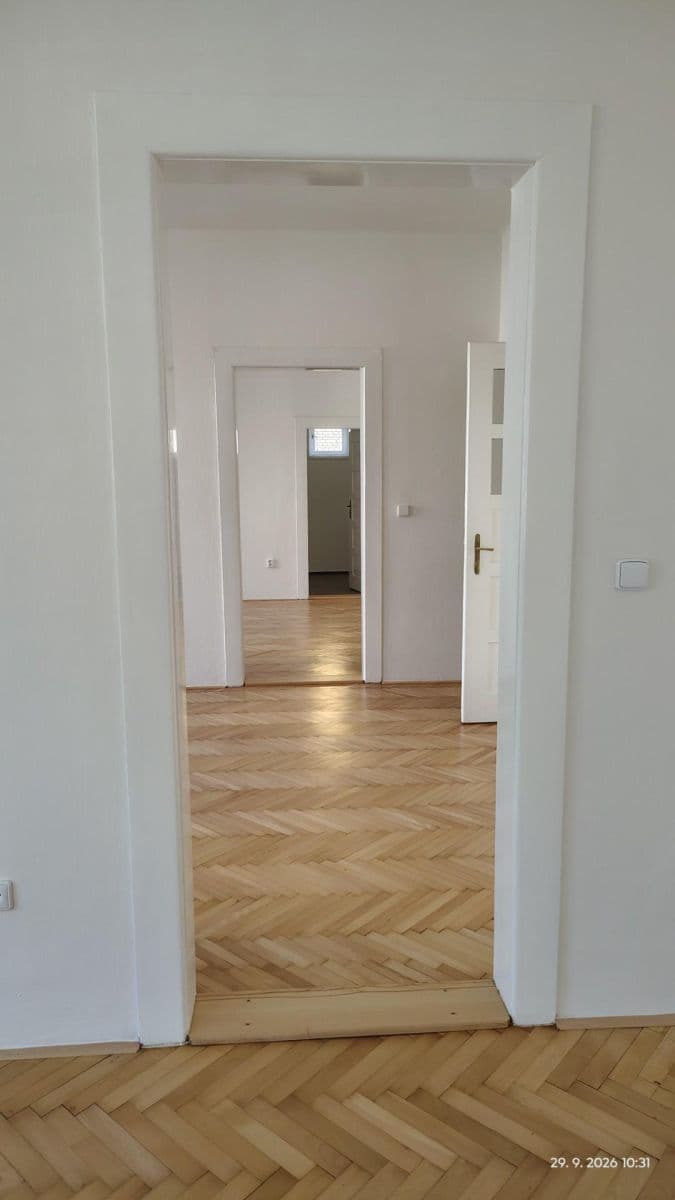 3 bedroom flat to rent, 133 m², Masarykova, Kutná Hora, Středočeský Region 3 bedroom flat to rent, 133 m², Masarykova, Kutná Hora, Středočeský Region