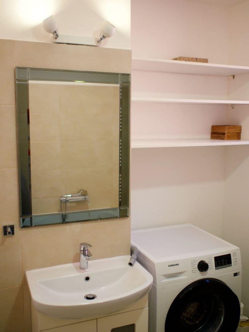 1 bedroom with open-plan kitchen flat to rent, 40 m², Královická, Prague, Prague 1 bedroom with open-plan kitchen flat to rent, 40 m², Královická, Prague, Prague