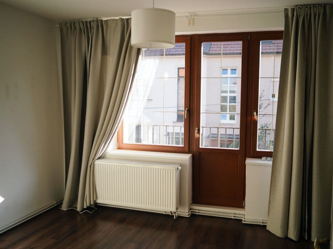 1 bedroom with open-plan kitchen flat to rent, 40 m², Královická, Prague, Prague 1 bedroom with open-plan kitchen flat to rent, 40 m², Královická, Prague, Prague