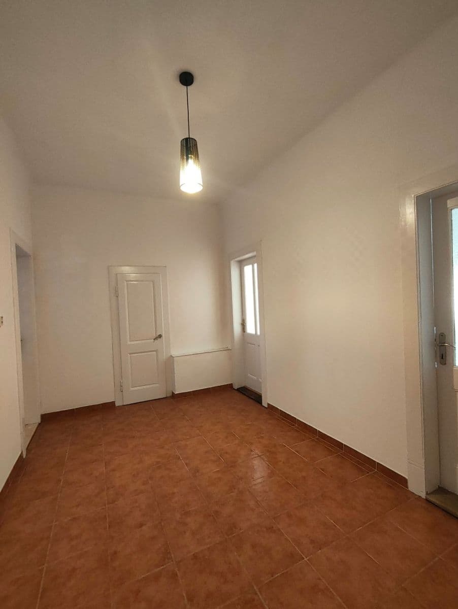 3 bedroom flat to rent, 92 m², Chlumčanského, Prague, Prague 3 bedroom flat to rent, 92 m², Chlumčanského, Prague, Prague