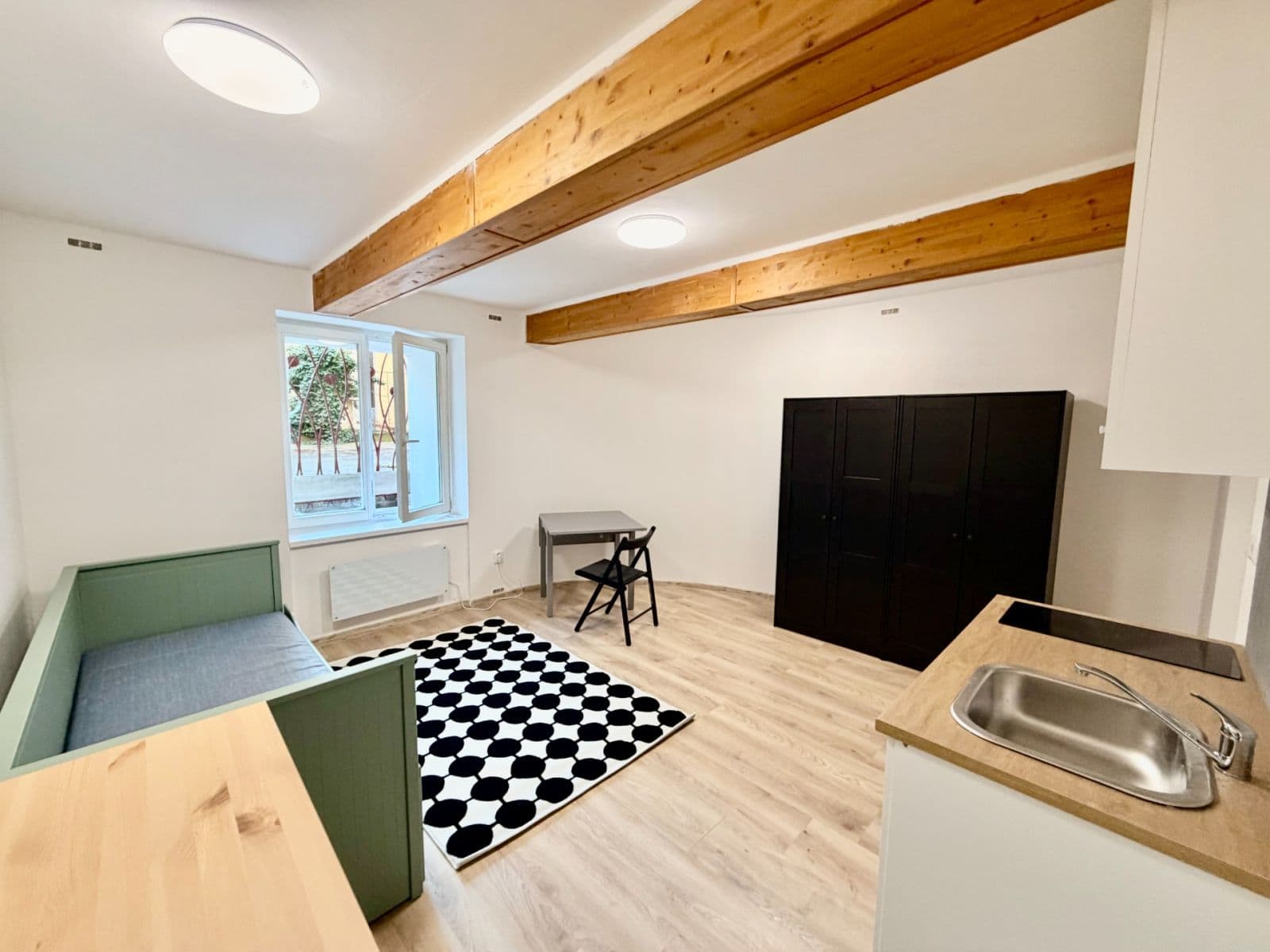 Studio flat to rent, 32 m², Bulharská, Prague, Prague Studio flat to rent, 32 m², Bulharská, Prague, Prague