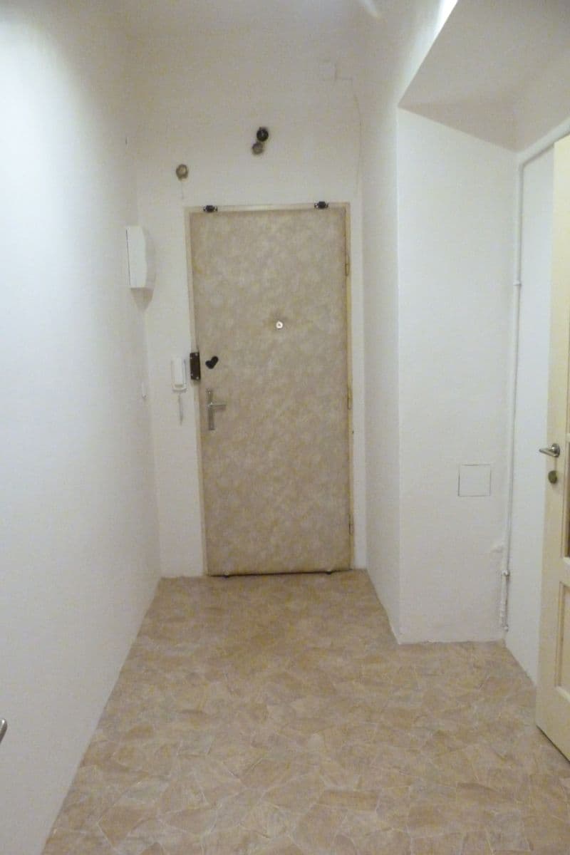1 bedroom flat to rent, 47 m², Levá, Prague, Prague 1 bedroom flat to rent, 47 m², Levá, Prague, Prague