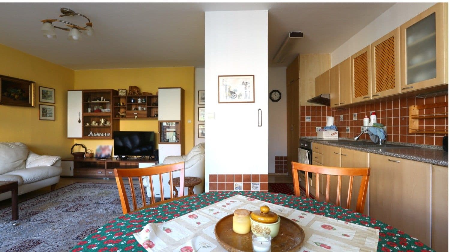 2 bedroom with open-plan kitchen flat to rent, 70 m², Kopřivnická, Prague, Prague 2 bedroom with open-plan kitchen flat to rent, 70 m², Kopřivnická, Prague, Prague
