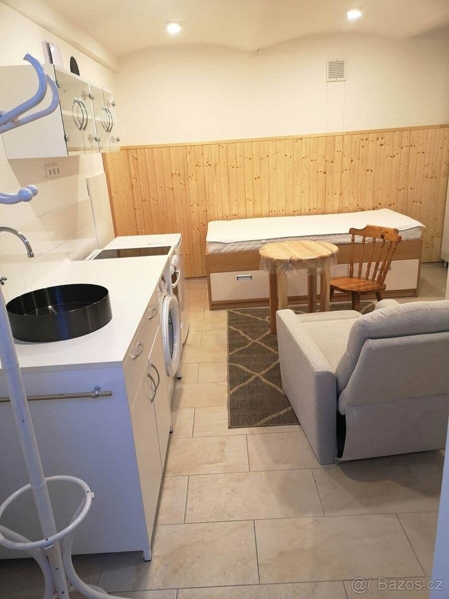 Studio flat to rent, 22 m², Brněnská, Blansko, Jihomoravský Region Studio flat to rent, 22 m², Brněnská, Blansko, Jihomoravský Region