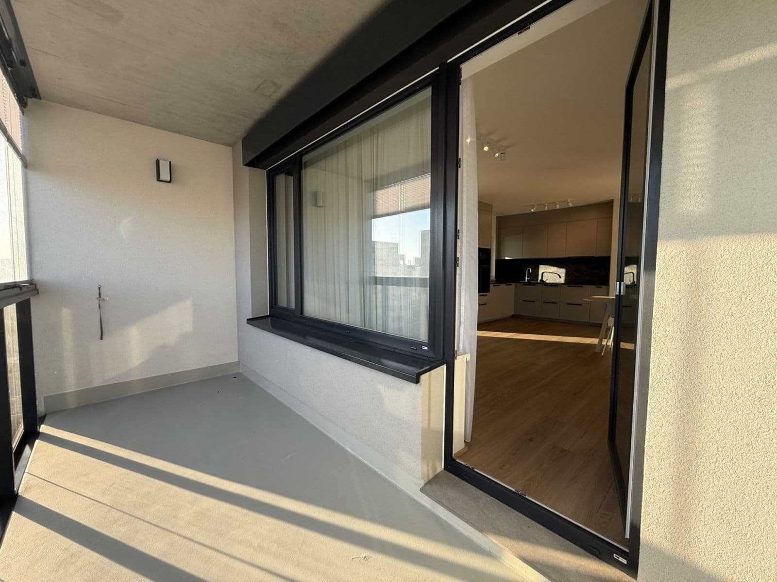 2 bedroom with open-plan kitchen flat to rent, 79 m², Laponská, Prague, Prague 2 bedroom with open-plan kitchen flat to rent, 79 m², Laponská, Prague, Prague
