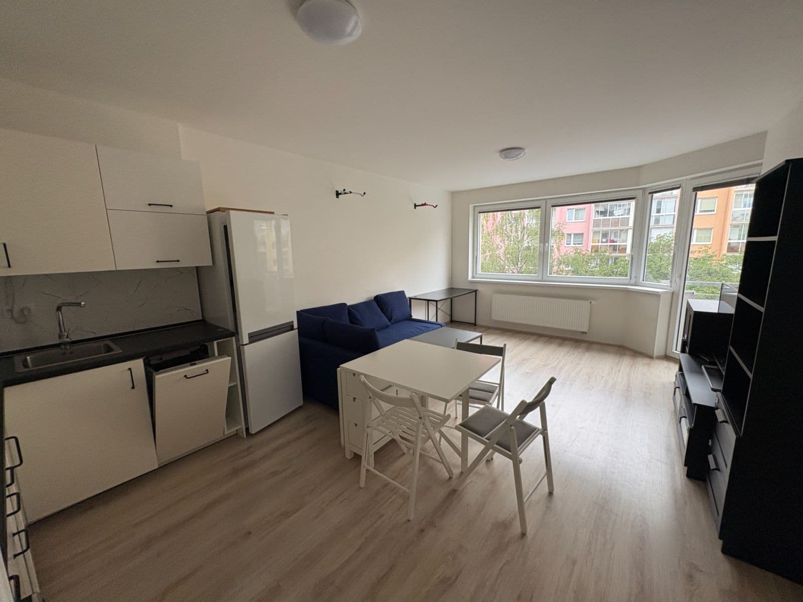 1 bedroom with open-plan kitchen flat to rent, 55 m², Tupolevova, Prague, Prague 1 bedroom with open-plan kitchen flat to rent, 55 m², Tupolevova, Prague, Prague
