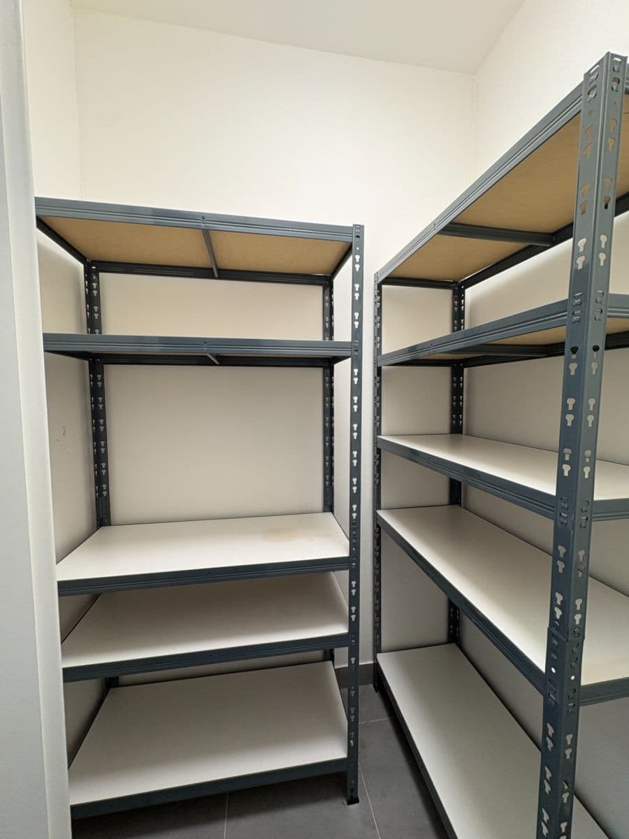 1 bedroom with open-plan kitchen flat to rent, 55 m², Tupolevova, Prague, Prague 1 bedroom with open-plan kitchen flat to rent, 55 m², Tupolevova, Prague, Prague