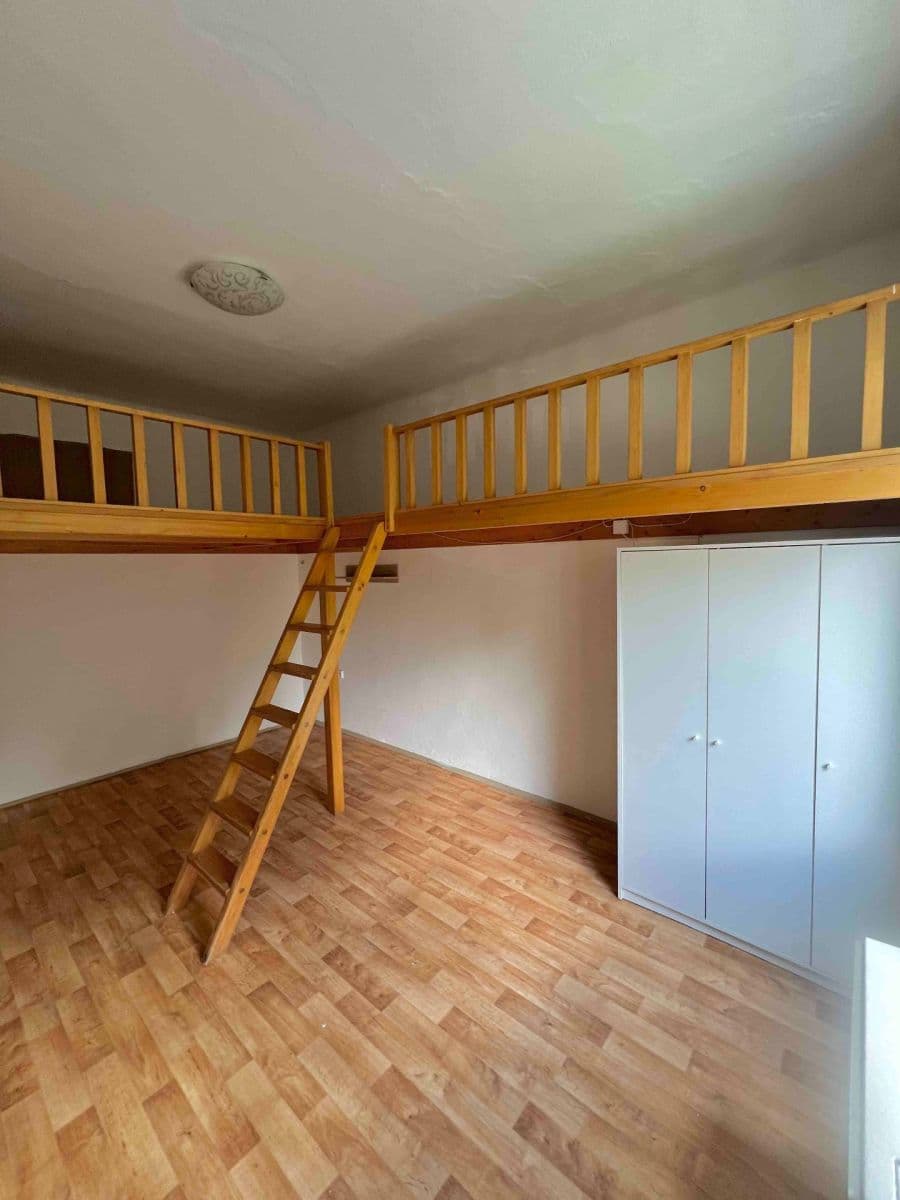 Studio flat for sale, 26 m², Plzeňská, Králův Dvůr, Středočeský Region Studio flat for sale, 26 m², Plzeňská, Králův Dvůr, Středočeský Region