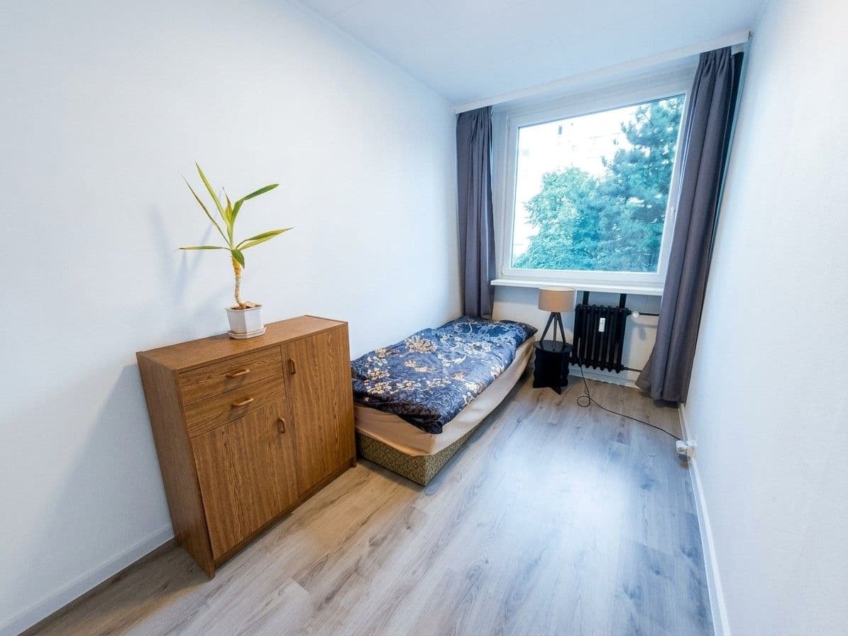 2 bedroom with open-plan kitchen flat to rent, 70 m², Machkova, Prague, Prague 2 bedroom with open-plan kitchen flat to rent, 70 m², Machkova, Prague, Prague