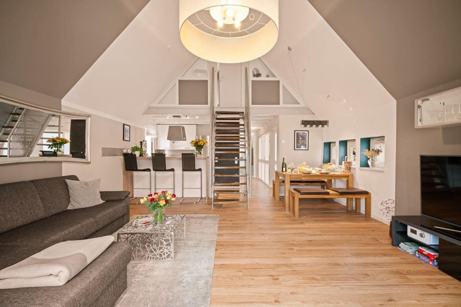 1 bedroom with open-plan kitchen flat to rent, 82 m², Friedrichshafen, Baden-Württemberg 1 bedroom with open-plan kitchen flat to rent, 82 m², Friedrichshafen, Baden-Württemberg