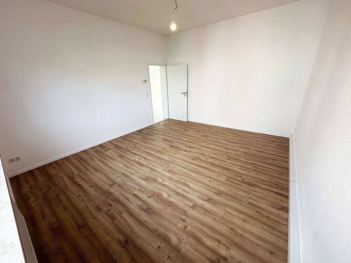 2 bedroom with open-plan kitchen flat to rent, 83 m², Heilbronn, Baden-Württemberg 2 bedroom with open-plan kitchen flat to rent, 83 m², Heilbronn, Baden-Württemberg