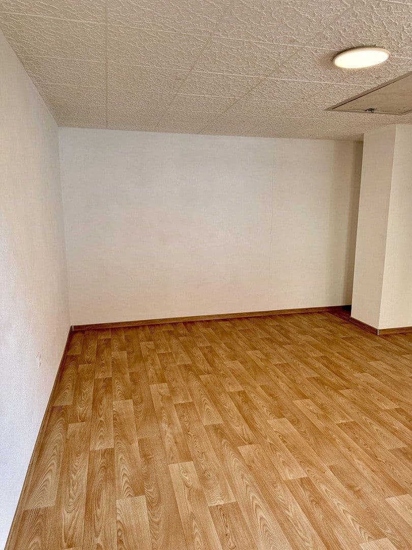3 bedroom flat to rent, 112 m², Schonungen, Bavaria 3 bedroom flat to rent, 112 m², Schonungen, Bavaria