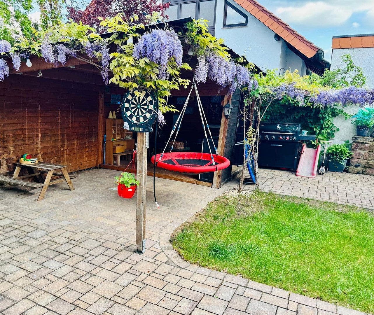 house to rent, 130 m², Ludwigshafen am Rhein, Rhineland-Palatinate house to rent, 130 m², Ludwigshafen am Rhein, Rhineland-Palatinate