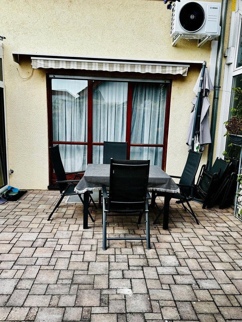house to rent, 130 m², Ludwigshafen am Rhein, Rhineland-Palatinate house to rent, 130 m², Ludwigshafen am Rhein, Rhineland-Palatinate