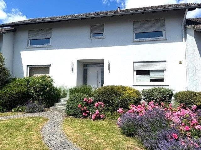 house to rent, 180 m², Karben, Hesse house to rent, 180 m², Karben, Hesse