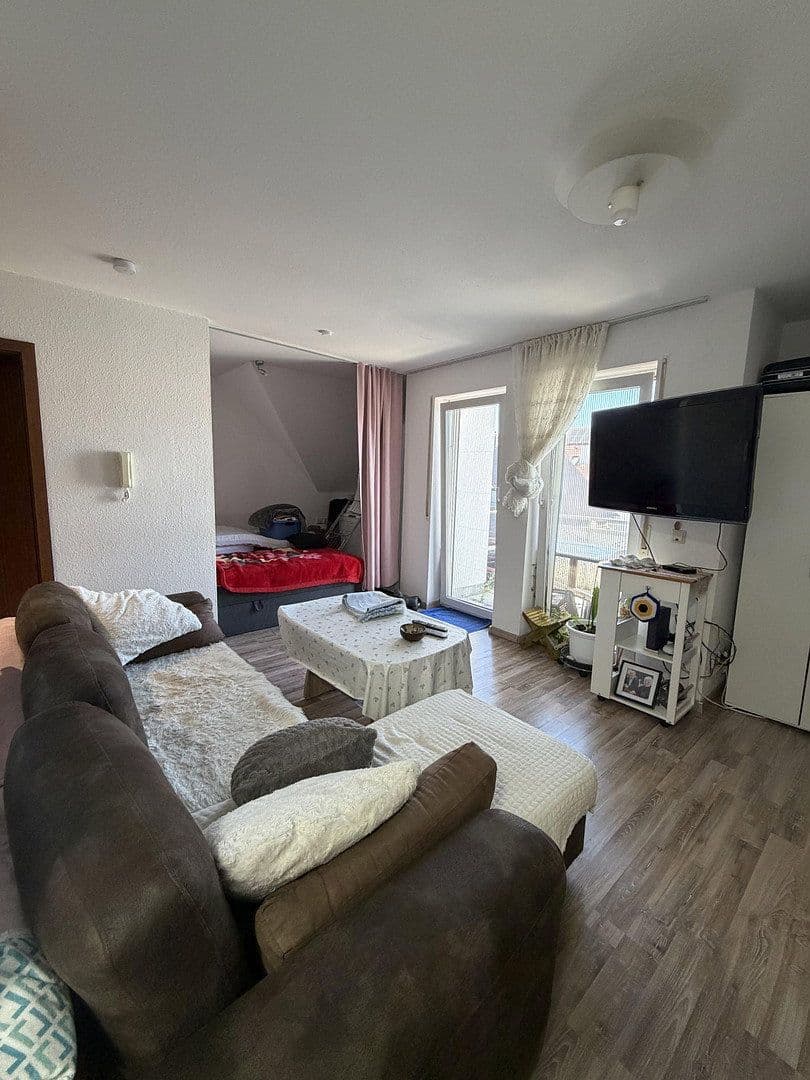 Studio flat to rent, 32 m², Wilhelmstraße 9, Weil im Schönbuch, Baden-Württemberg Studio flat to rent, 32 m², Wilhelmstraße 9, Weil im Schönbuch, Baden-Württemberg