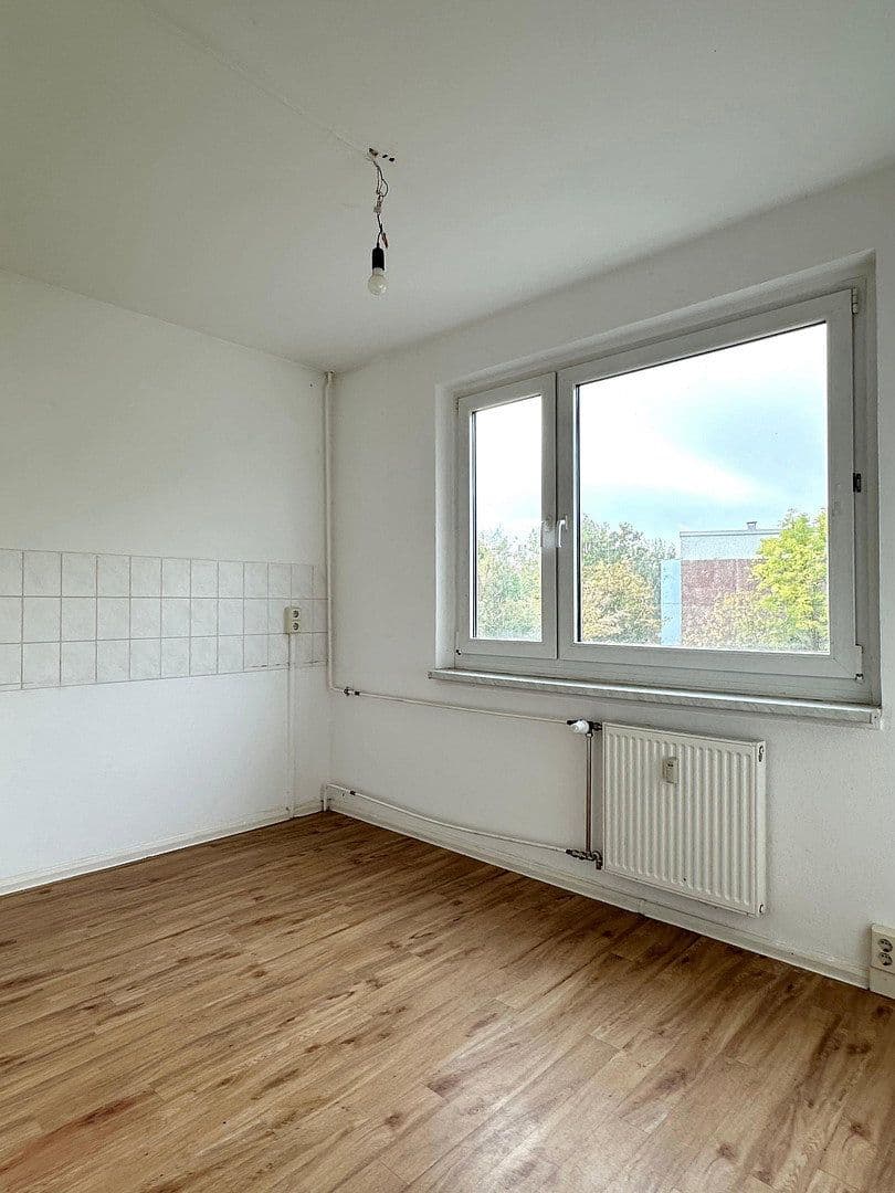 4 bedroom with open-plan kitchen flat to rent, 128 m², Otto-Worms-Straße, Gera, Thuringia 4 bedroom with open-plan kitchen flat to rent, 128 m², Otto-Worms-Straße, Gera, Thuringia